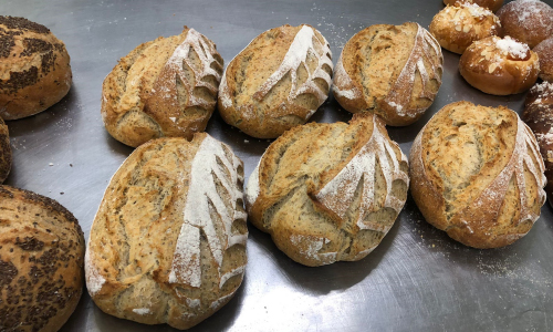 Farines de gran qualitat per fer pa d'espelta